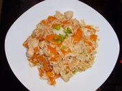 Alles aus einem Topf: Wildlachs-Reis-Pfanne mit Jacobsmuscheln - Rezept