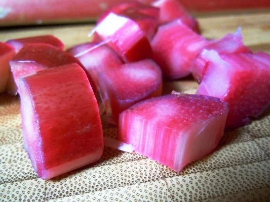 Rhabarber-Erdbeer-Parfait - Rezept - Bild Nr. 2