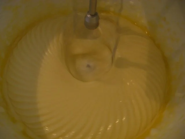 Marzipan-Quark-Kranz - Rezept - Bild Nr. 3