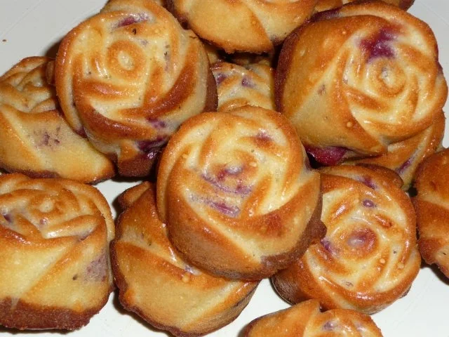 Rezept: Schwarz / Weiß - Joghurtmuffins Schwarz / Weiß - Joghurtmuffins - Rezept