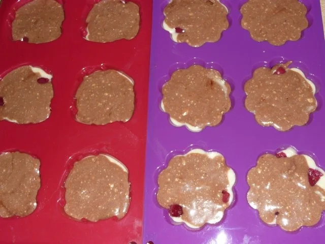 Rezept: Schwarz / Weiß - Joghurtmuffins Bild Nr. 4 Schwarz / Weiß - Joghurtmuffins - Rezept - Bild Nr. 4