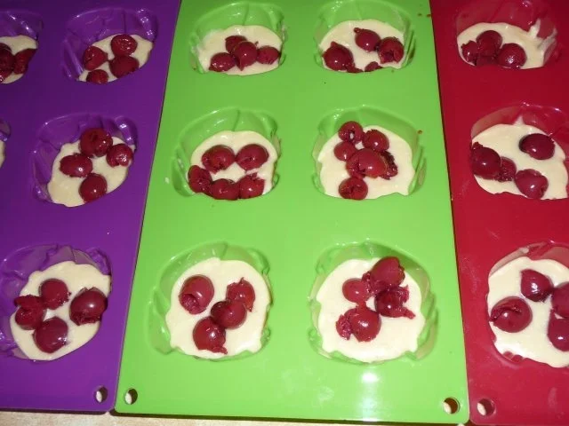 Rezept: Schwarz / Weiß - Joghurtmuffins Bild Nr. 5 Schwarz / Weiß - Joghurtmuffins - Rezept - Bild Nr. 5