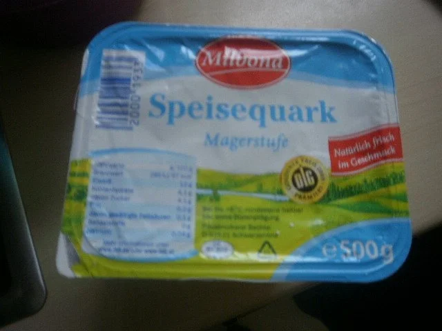 Rezept: SAUERKIRSCHENSCHNITTE !!! Bild Nr. 3 SAUERKIRSCHENSCHNITTE !!! - Rezept - Bild Nr. 3