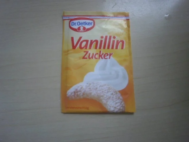 Rezept: SAUERKIRSCHENSCHNITTE !!! Bild Nr. 5 SAUERKIRSCHENSCHNITTE !!! - Rezept - Bild Nr. 5