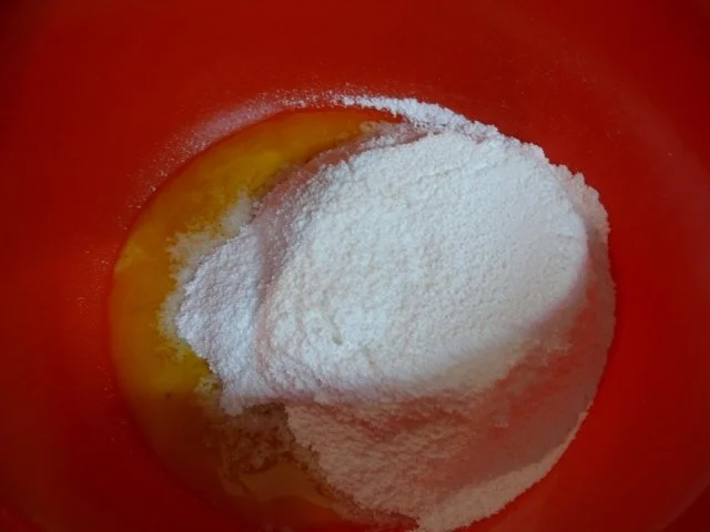 Rezept: Ei...Ei...-Mandel-Zwerg Bild Nr. 3 Ei...Ei...-Mandel-Zwerg - Rezept - Bild Nr. 3