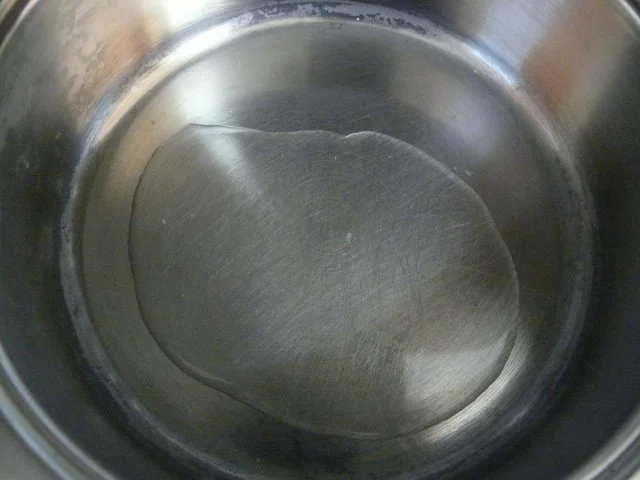 Rezept: Erdbeer-Marzipan-Zwerg Bild Nr. 12 Erdbeer-Marzipan-Zwerg - Rezept - Bild Nr. 12