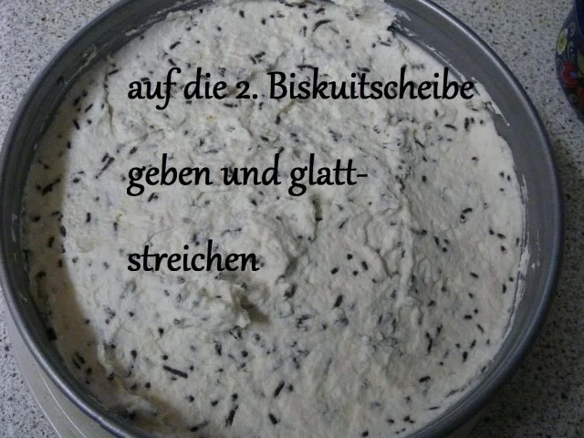 Rezept: Straciatella-Eierlikörbananen-Zwerg - allen Mamis herzlichen Glückwunsch zum Muttertag Bild Nr. 13 Straciatella-Eierlikörbananen-Zwerg - allen Mamis herzlichen Glückwunsch zum Muttertag - Rezept - Bild Nr. 13