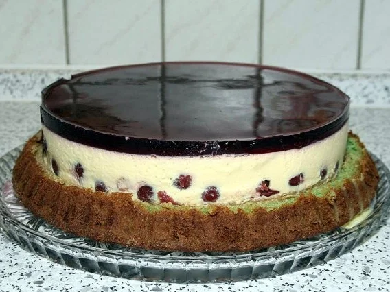 Kirschtorte mit Vanillepudding - Rezept - Bild Nr. 2