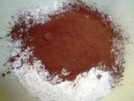 Schoko- Biskuittortenboden - Rezept - Bild Nr. 4