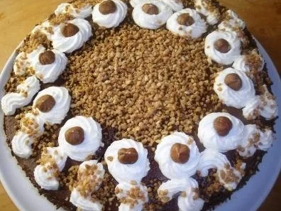 Schoko- Nussnougatcreme-Torte - Rezept