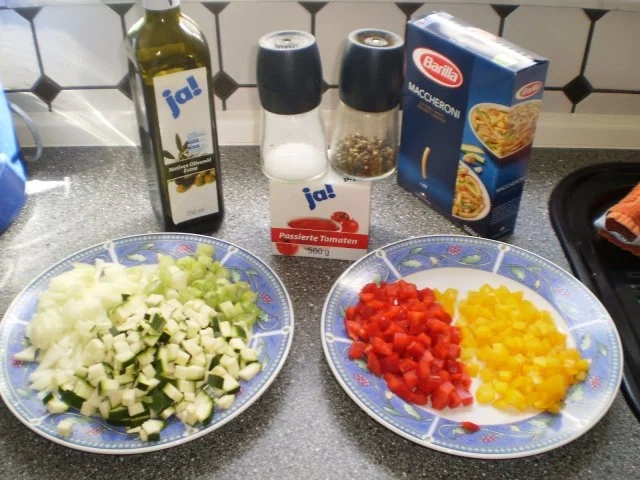 Rezept: Gemüsenudeln - nicht nur für Vegies :-) Bild Nr. 2 Gemüsenudeln - nicht nur für Vegies :-) - Rezept - Bild Nr. 2