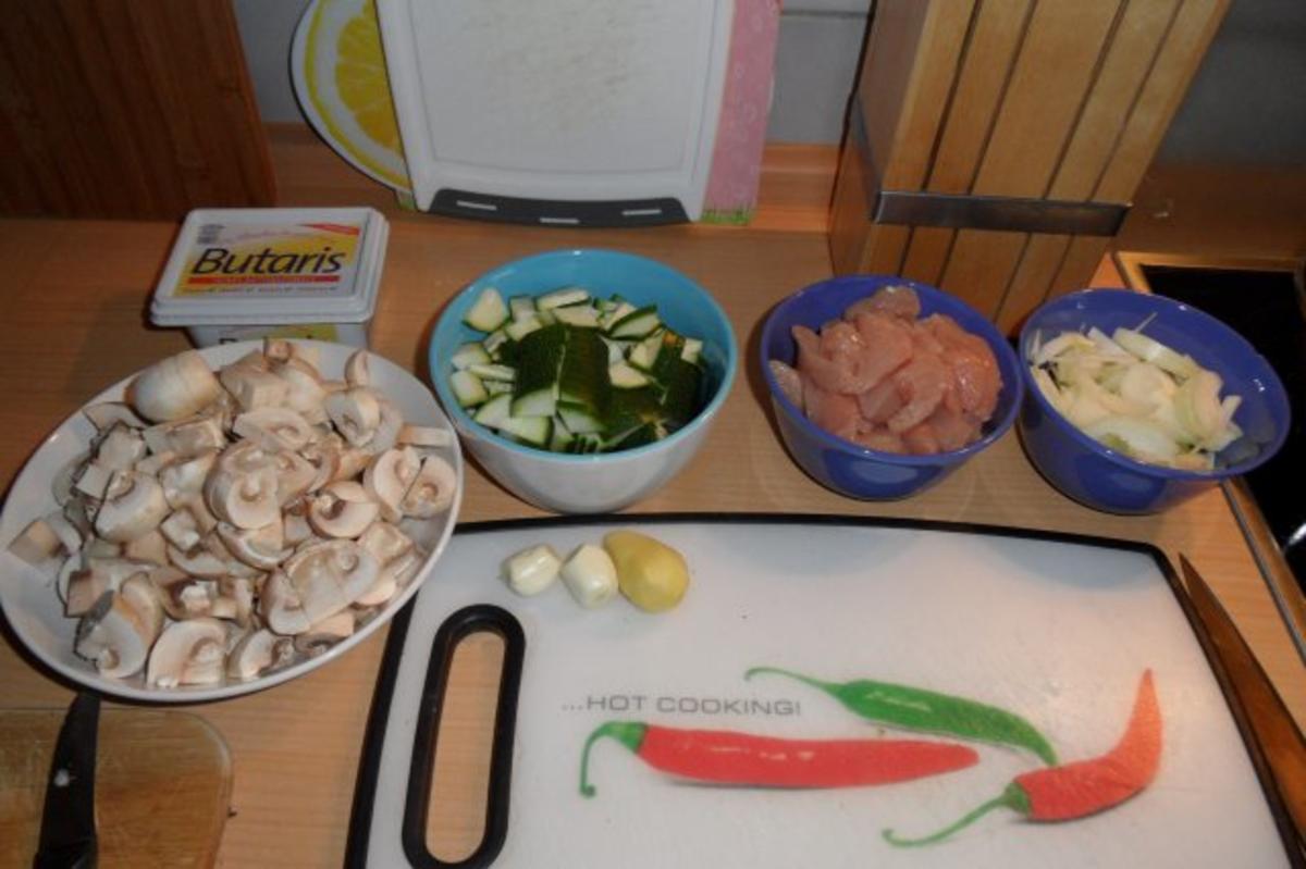 Putenfleisch mit Zucchini und Reis - Rezept - Bild Nr. 3