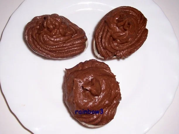 Rezept: Süßes: Gefüllte Überraschungseier Bild Nr. 2 Süßes: Gefüllte Überraschungseier - Rezept - Bild Nr. 2