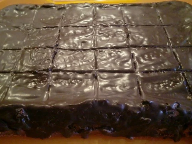 Rezept: Saure Sahne Schokokuchen Bild Nr. 3 Saure Sahne Schokokuchen - Rezept - Bild Nr. 3