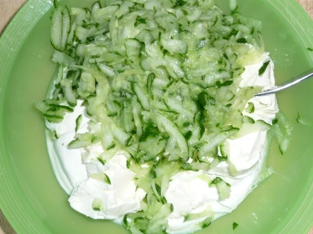 Rezept: Tzaziki Bild Nr. 2 Tzaziki - Rezept - Bild Nr. 2