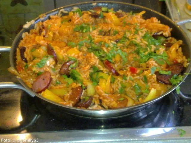 Rezept: Ungarische Reispfanne Bild Nr. 2 Ungarische Reispfanne - Rezept - Bild Nr. 2