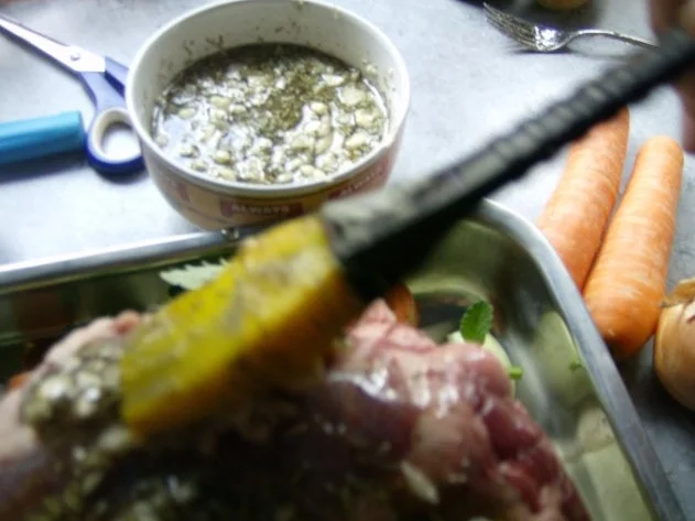 Lammkeule aus da Knofihexenküche rosa gebraten - Rezept - Bild Nr. 7