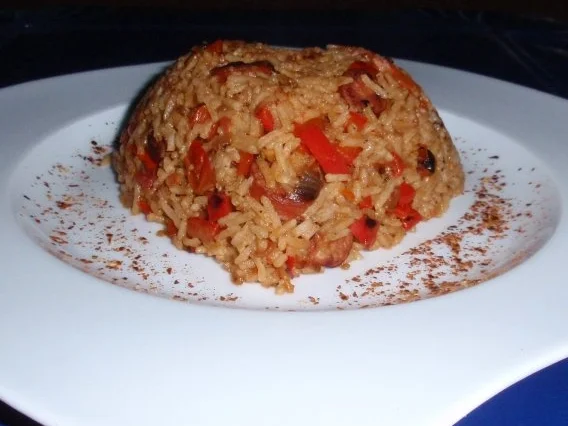 Gemüse-Würstchen-Reis-Pfanne - Rezept