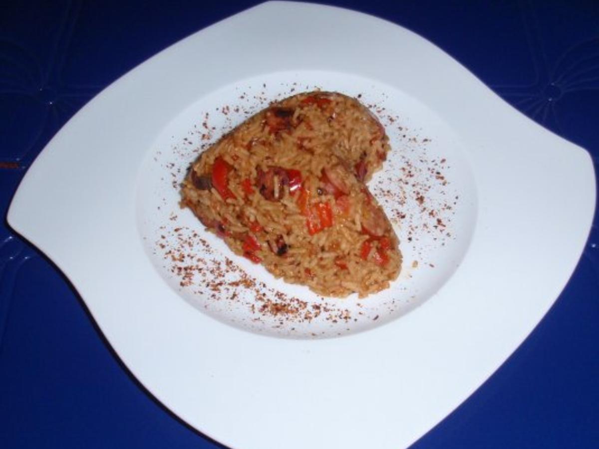Gemüse Würstchen Reis Pfanne - schnell &amp; einfach - 258 kcal/100g