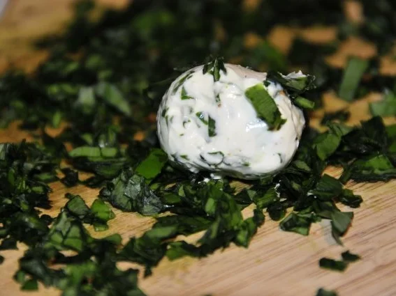 Bärlauch Frischkäsepralinen - Rezept - Bild Nr. 3