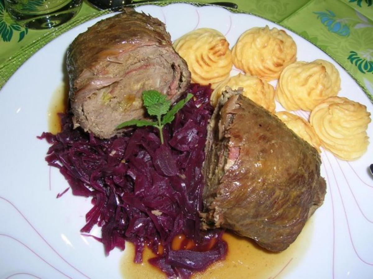 Rotkohl als Beilage zu Stani`s kleinem Rollbraten (gefüllte
Rindrouladen in Maxiformat) - Rezept Eingereicht von rowiwo