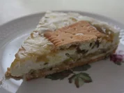Kühlschranktorte "Frischkäse-Rhabarber-Butterkeks-Torte" - Rezept