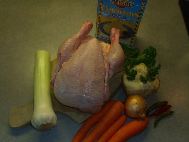 Rezept: Geflügel: Brathuhn auf Couscous Bild Nr. 2 Geflügel: Brathuhn auf Couscous - Rezept - Bild Nr. 2