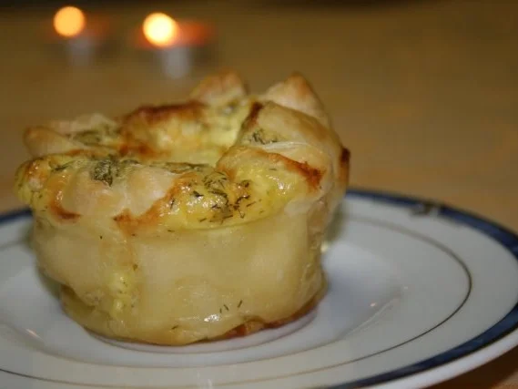 Rezept: Blätterteigmuffins mit Lachs Blätterteigmuffins mit Lachs - Rezept