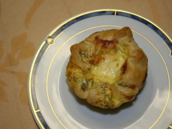 Rezept: Blätterteigmuffins mit Lachs Bild Nr. 3 Blätterteigmuffins mit Lachs - Rezept - Bild Nr. 3