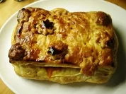 Blätterteigtasche mit Gefllügelfleischwurst - Rezept