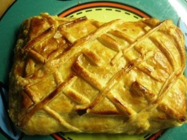 Blätterteigtasche mit Spinat und Lachs - Rezept - kochbar.de Blätterteigtasche mit Spinat und Lachs - Rezept - kochbar.de