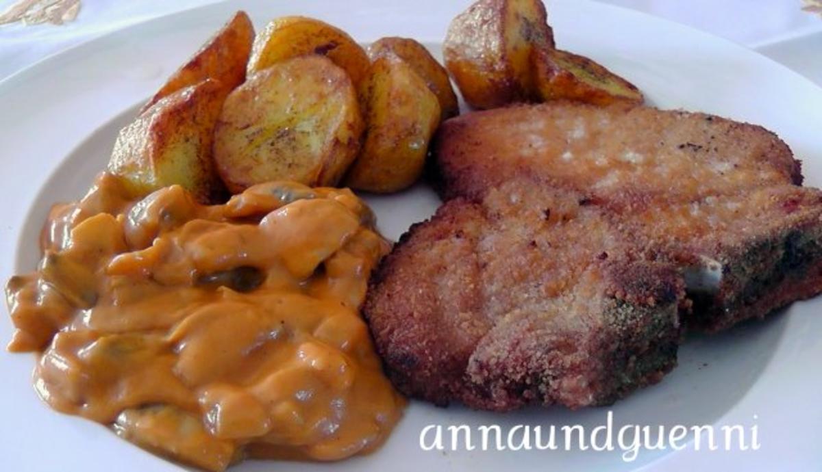 ~Mittagstisch~paniertes Kotelett mit Metaxa-Champignon-Sauce und
gebratenen Pellkartoffeln - Rezept Von Einsendungen annaundguenni