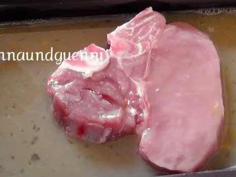 ~Mittagstisch~paniertes Kotelett mit Metaxa-Champignon-Sauce und gebratenen Pellkartoffeln - Rezept - Bild Nr. 3