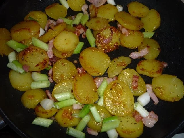 Bratkartoffeln mit Frühlingszwiebeln - Rezept - Bild Nr. 4