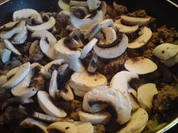 Makkaroni-Hack-Champignon-Gratin - Rezept