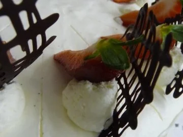 Quark-Kirsch-Torte - Rezept - Bild Nr. 2