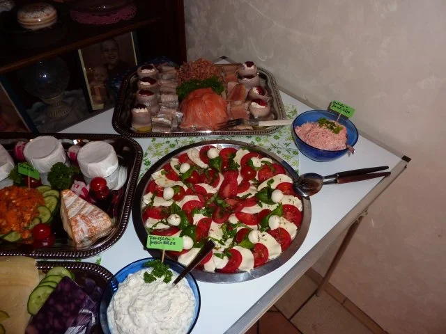 Rezept: Salate: Tomate-Mozzarella Bild Nr. 2 Salate: Tomate-Mozzarella - Rezept - Bild Nr. 2