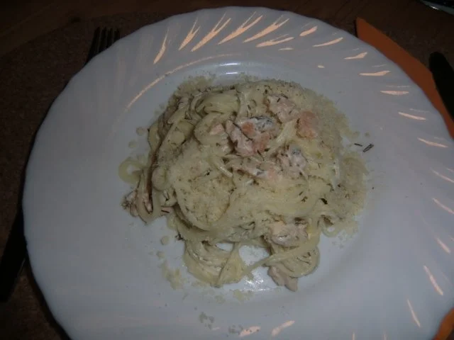 Rezept: Cappelini mit Lachs-Dill-Sahne-Soße Cappelini mit Lachs-Dill-Sahne-Soße - Rezept