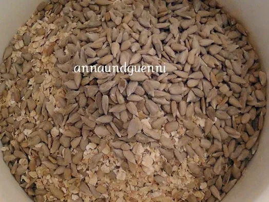 Rezept: mediterranes Sonnenblumenkernbrot Bild Nr. 5 mediterranes Sonnenblumenkernbrot - Rezept - Bild Nr. 5