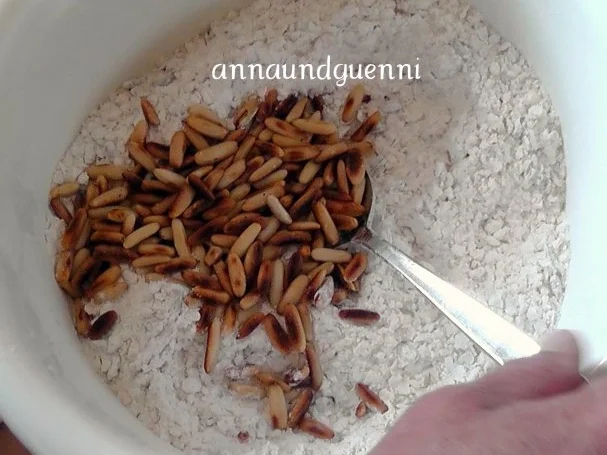 Rezept: mediterranes Sonnenblumenkernbrot Bild Nr. 7 mediterranes Sonnenblumenkernbrot - Rezept - Bild Nr. 7