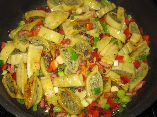 Rezept: Schneckeles Spargel-Maultaschen-Pfännle Bild Nr. 11 Schneckeles Spargel-Maultaschen-Pfännle - Rezept - Bild Nr. 11