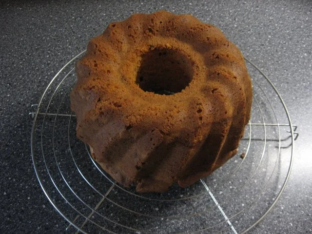 Rezept: Limetten-Joghurt-Gugelhupf Bild Nr. 3 Limetten-Joghurt-Gugelhupf - Rezept - Bild Nr. 3