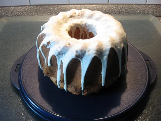 Rezept: Limetten-Joghurt-Gugelhupf Bild Nr. 8 Limetten-Joghurt-Gugelhupf - Rezept - Bild Nr. 8