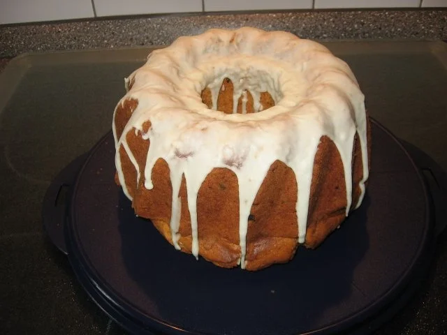 Rezept: Limetten-Joghurt-Gugelhupf Limetten-Joghurt-Gugelhupf - Rezept