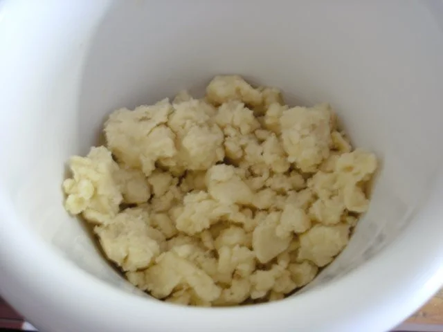 Rezept: Rhabarberkuchen mit Butterstreuseln Bild Nr. 3 Rhabarberkuchen mit Butterstreuseln - Rezept - Bild Nr. 3