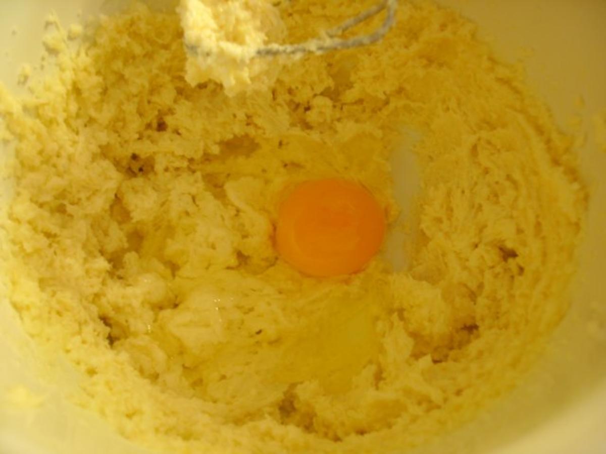 Rhabarberkuchen mit Butterstreuseln - Rezept - Bild Nr. 8