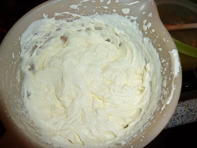 Rezept: Torten: Philadelphiatorte mit Erdbeeren Bild Nr. 5 Torten: Philadelphiatorte mit Erdbeeren - Rezept - Bild Nr. 5