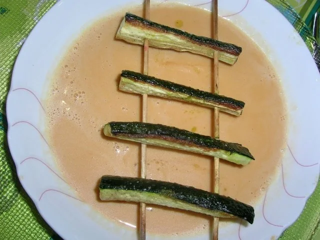 Stani`s Süßkartoffel-Chili-Suppe mit Zucchinispießchen - Rezept