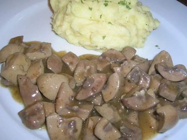Rezept: Saure Nierchen - unsere Art - mit Kartoffelpüree Bild Nr. 5 Saure Nierchen - unsere Art - mit Kartoffelpüree - Rezept - Bild Nr. 5