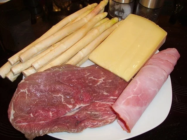 Fleisch: Spargel-Kalbs-Röllchen - Rezept - Bild Nr. 2